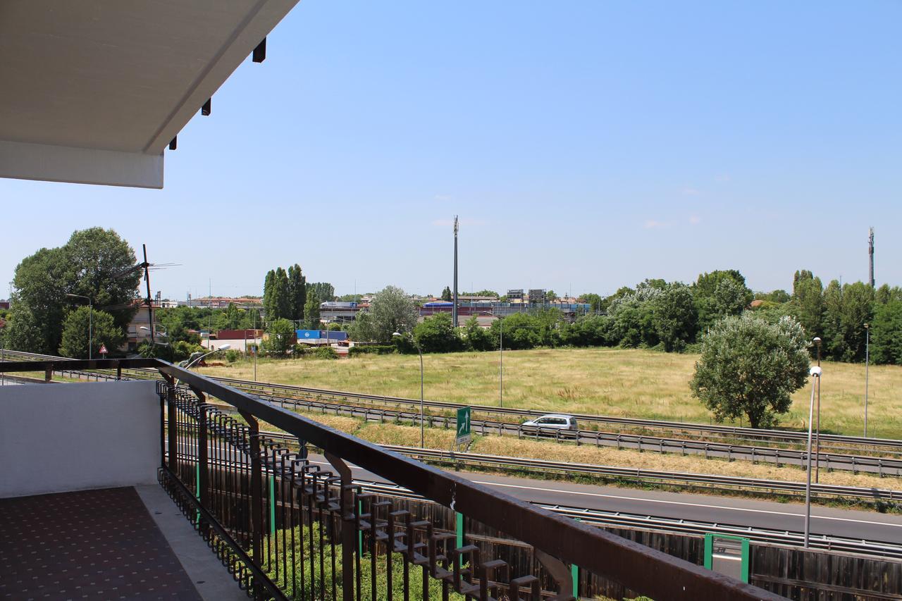 Venice H.S.Garden Marghera Exterior foto